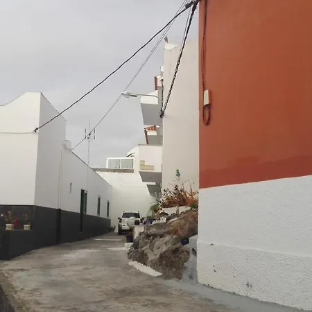 Apartamento Los Geranios Apartment *